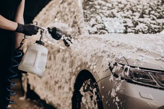 Lavagem automotiva detalhada